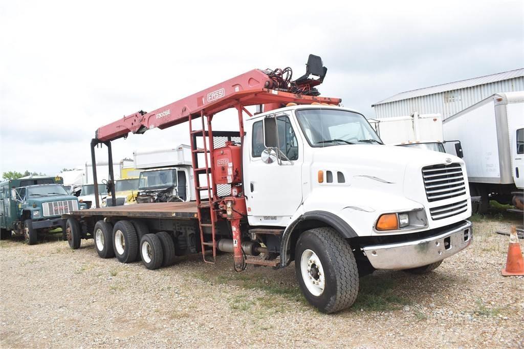 Sterling LT9500 Camiões grua
