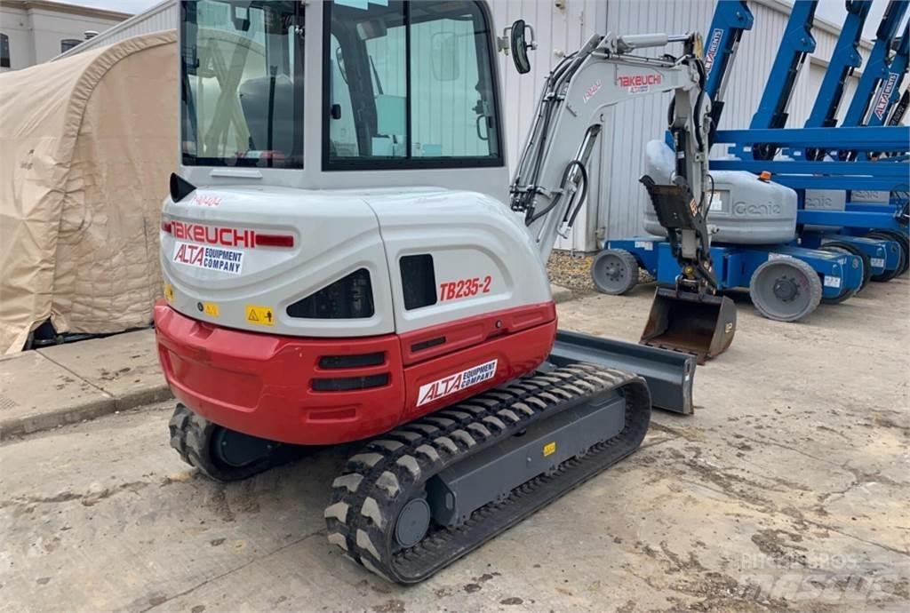 Takeuchi TB235-2 Mini Escavadoras <7t