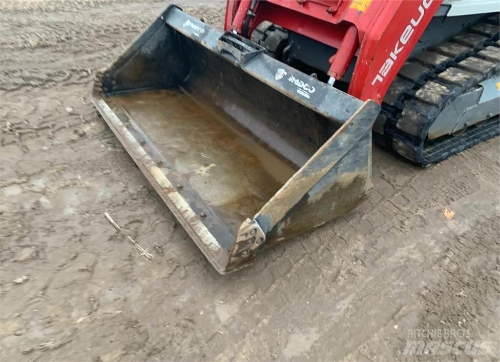 Takeuchi TL10V2 Carregadoras de direcção deslizante