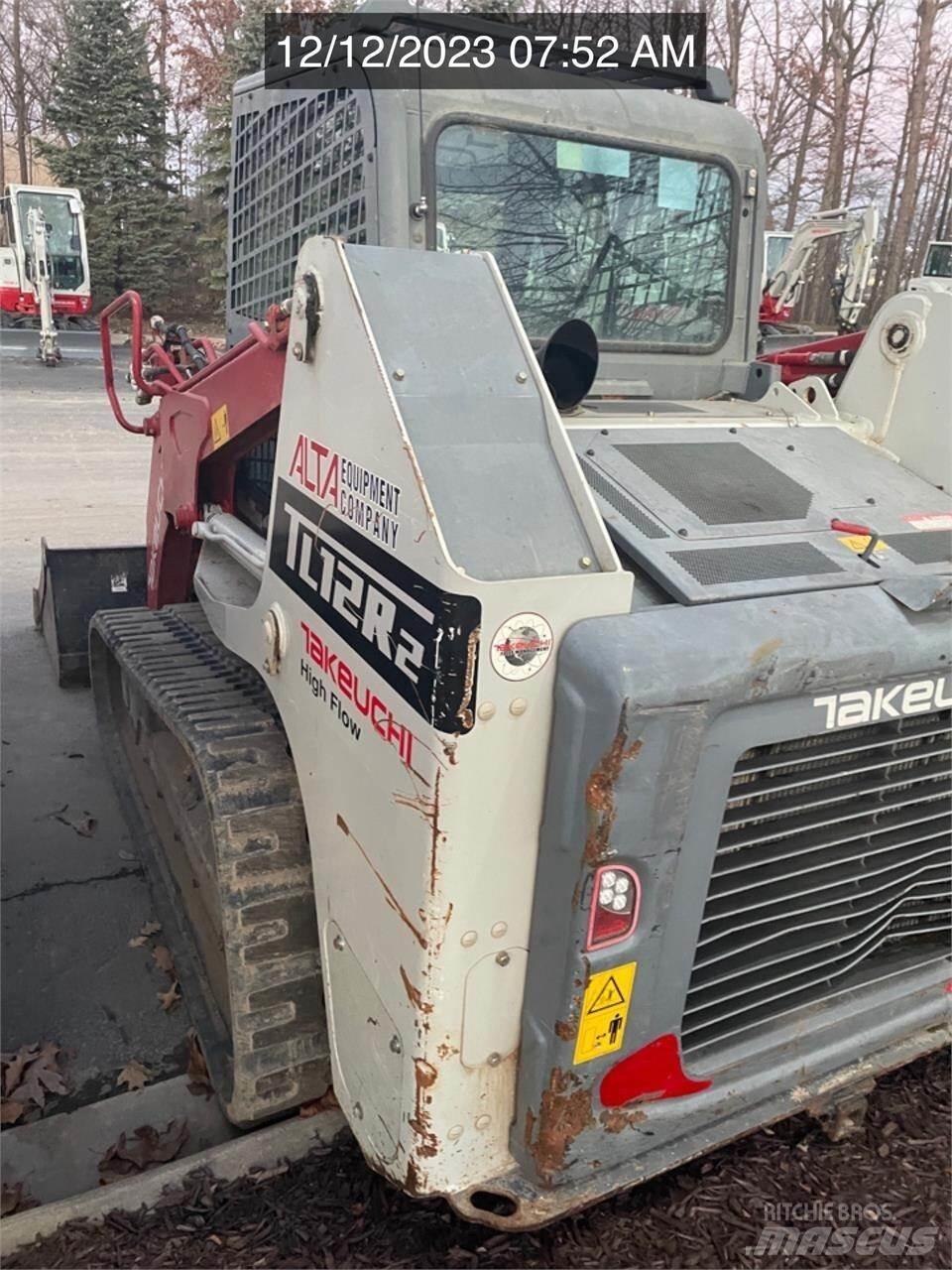 Takeuchi TL12R2 Carregadoras de direcção deslizante