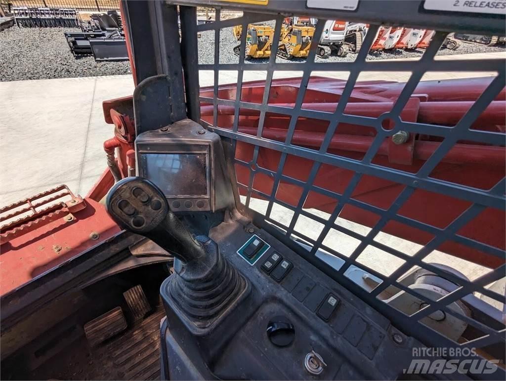 Takeuchi TL12V2 Carregadoras de direcção deslizante