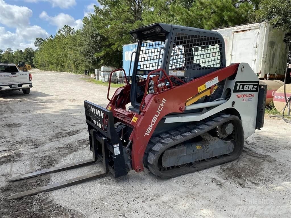 Takeuchi TL8R2 Carregadoras de direcção deslizante