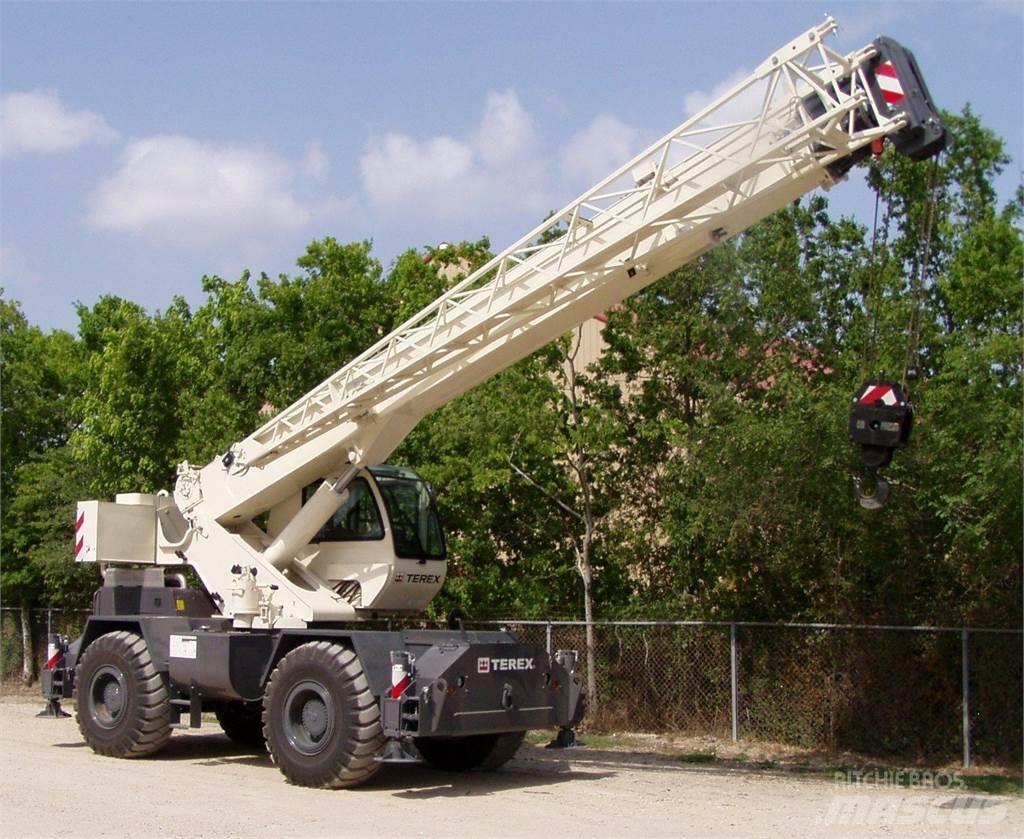 Terex RT230-2 Gruas Fora-de-estrada