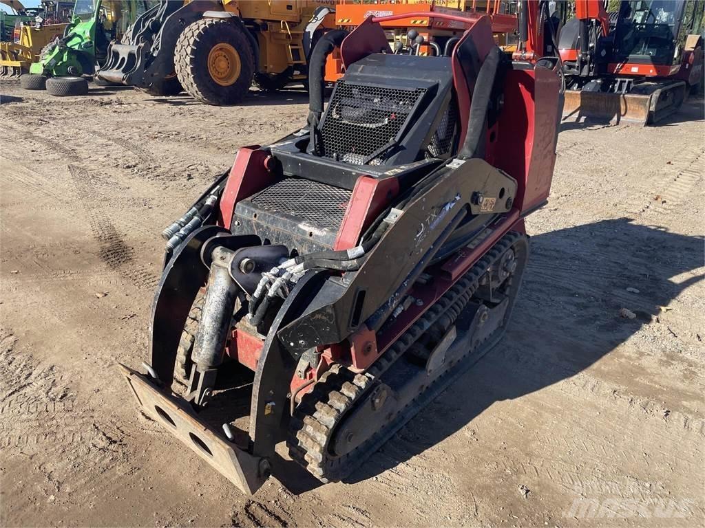 Toro DINGO TX1000N Carregadoras de direcção deslizante