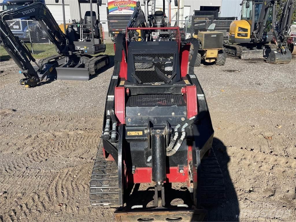 Toro DINGO TX1000W Carregadoras de direcção deslizante