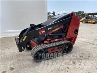 Toro DINGO TX427W Carregadoras de direcção deslizante