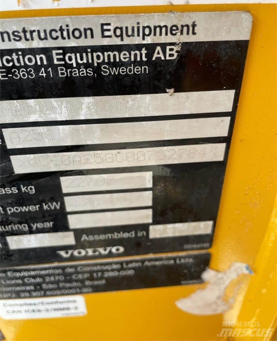 Volvo A25G Camiões articulados