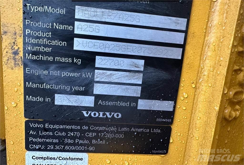 Volvo A25G Camiões articulados