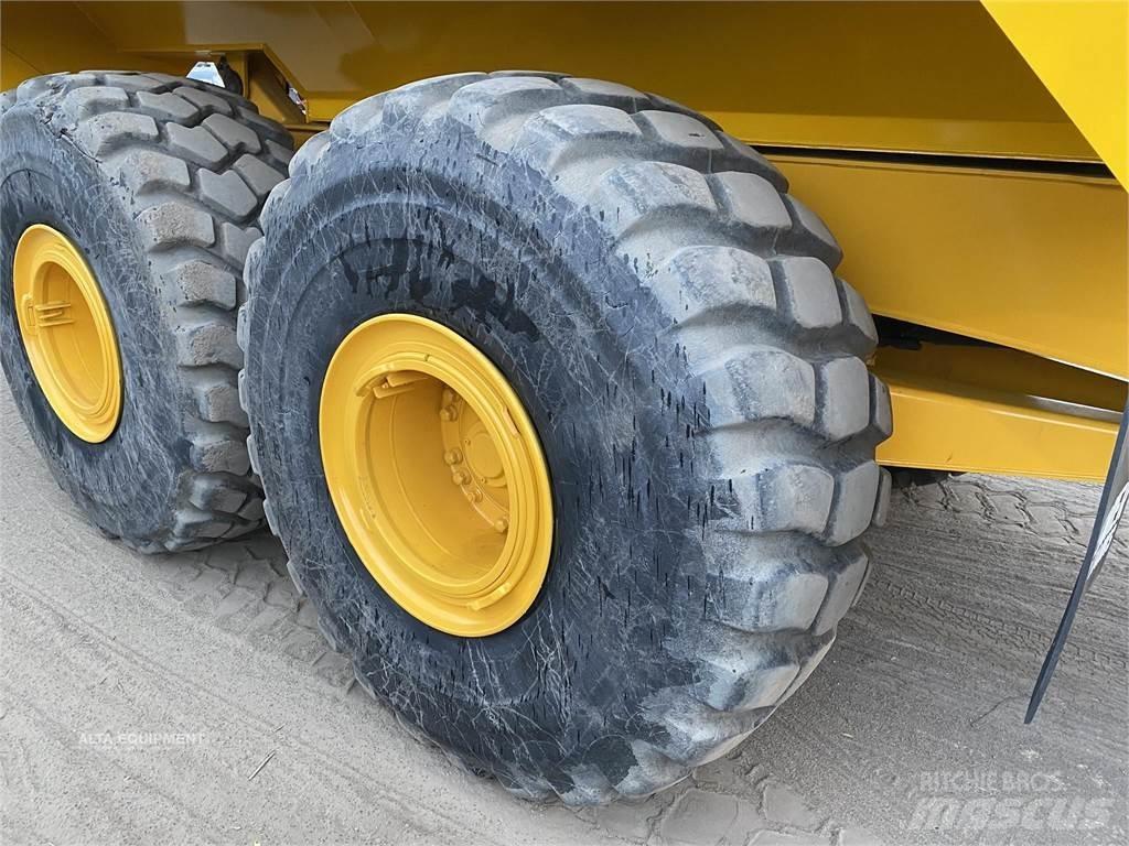 Volvo A40G Auto-tanques