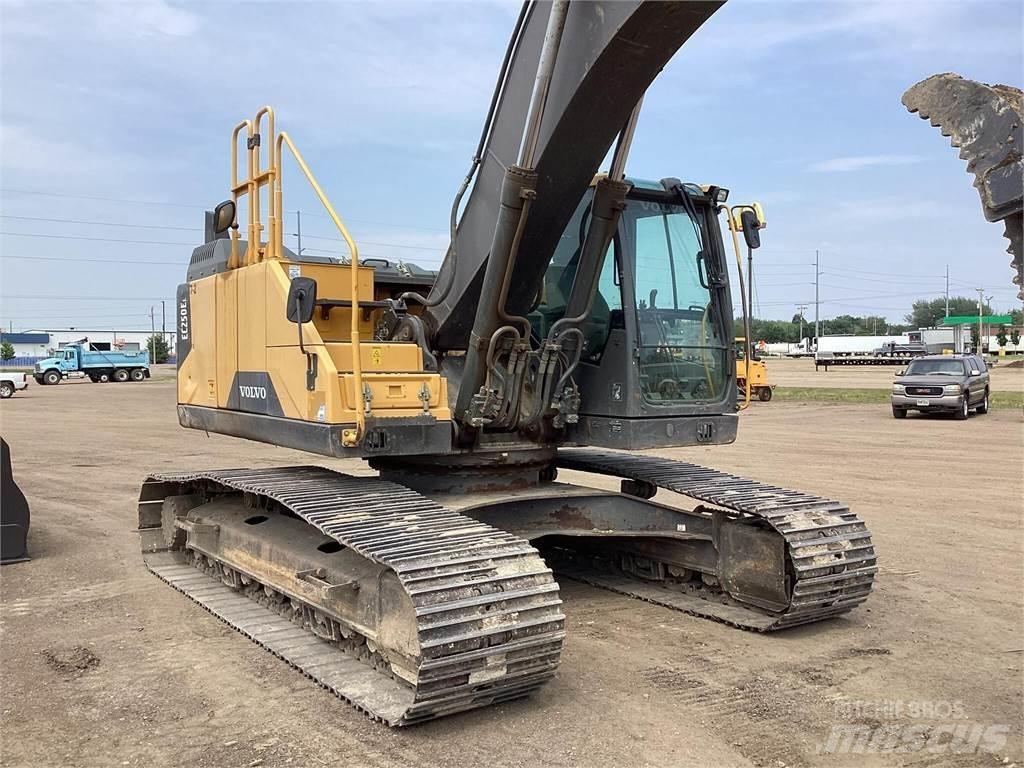 Volvo EC250EL Escavadoras de rastos