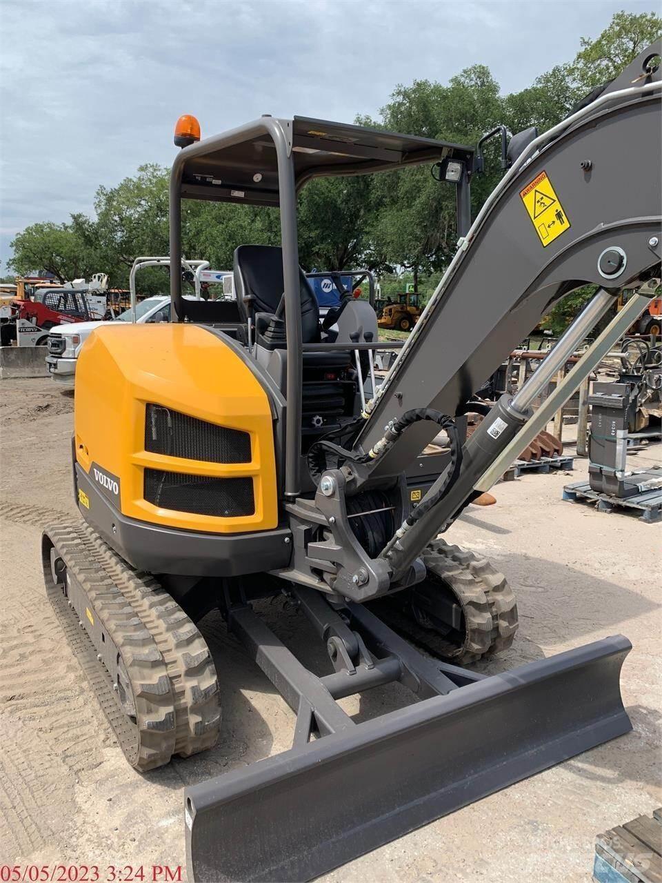 Volvo ECR40D Mini Escavadoras <7t