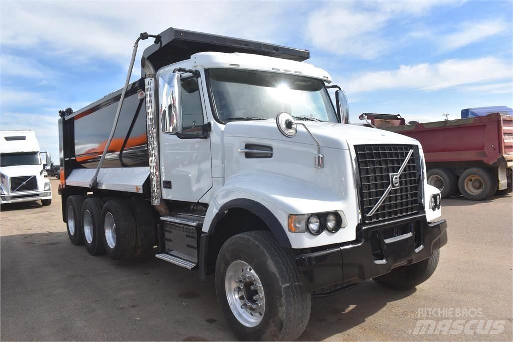 Volvo VHD84B300 Camiões basculantes