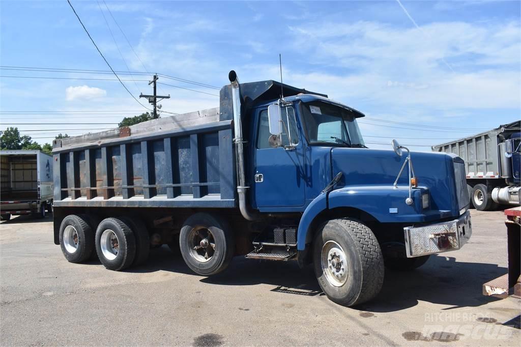 Volvo WG64T Camiões basculantes