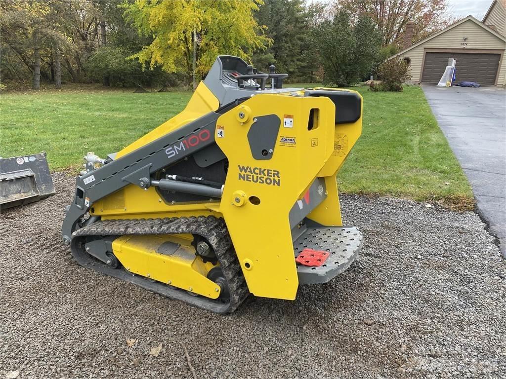 Wacker Neuson SM100 Carregadoras de direcção deslizante