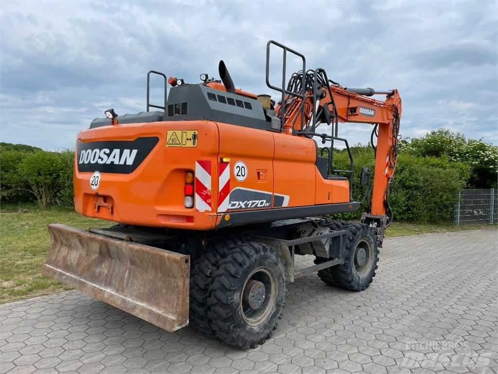 Doosan DX170W-5 Escavadoras de rodas