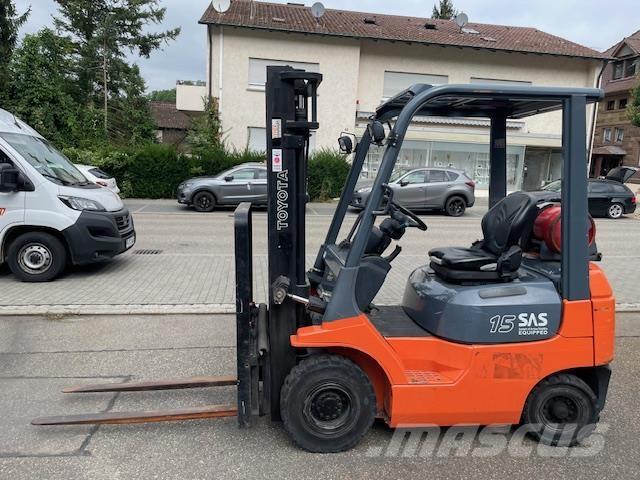 Toyota 42-7FGF15 Empilhadores a gás