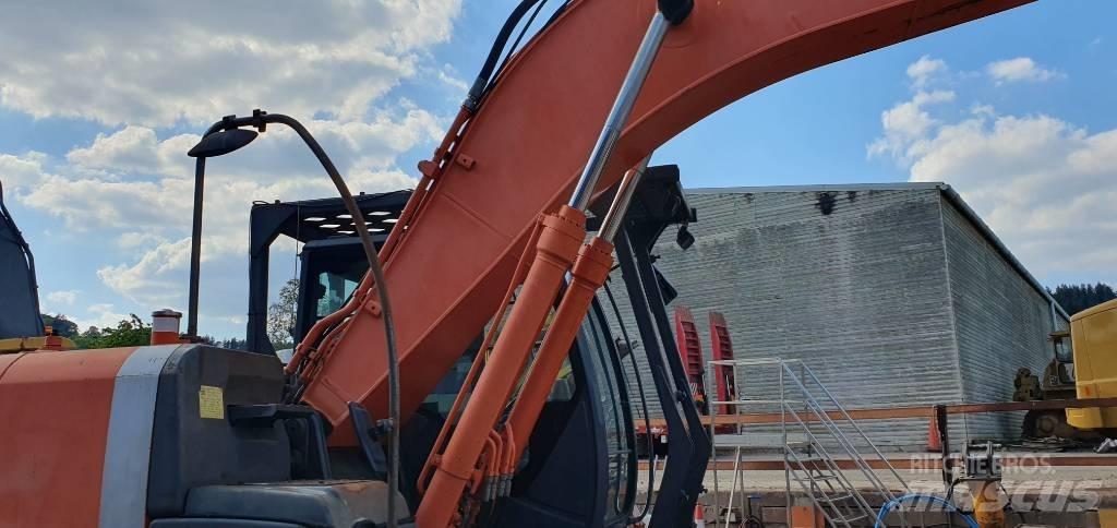 Hitachi ZX 210 LC-3 Escavadoras de rastos