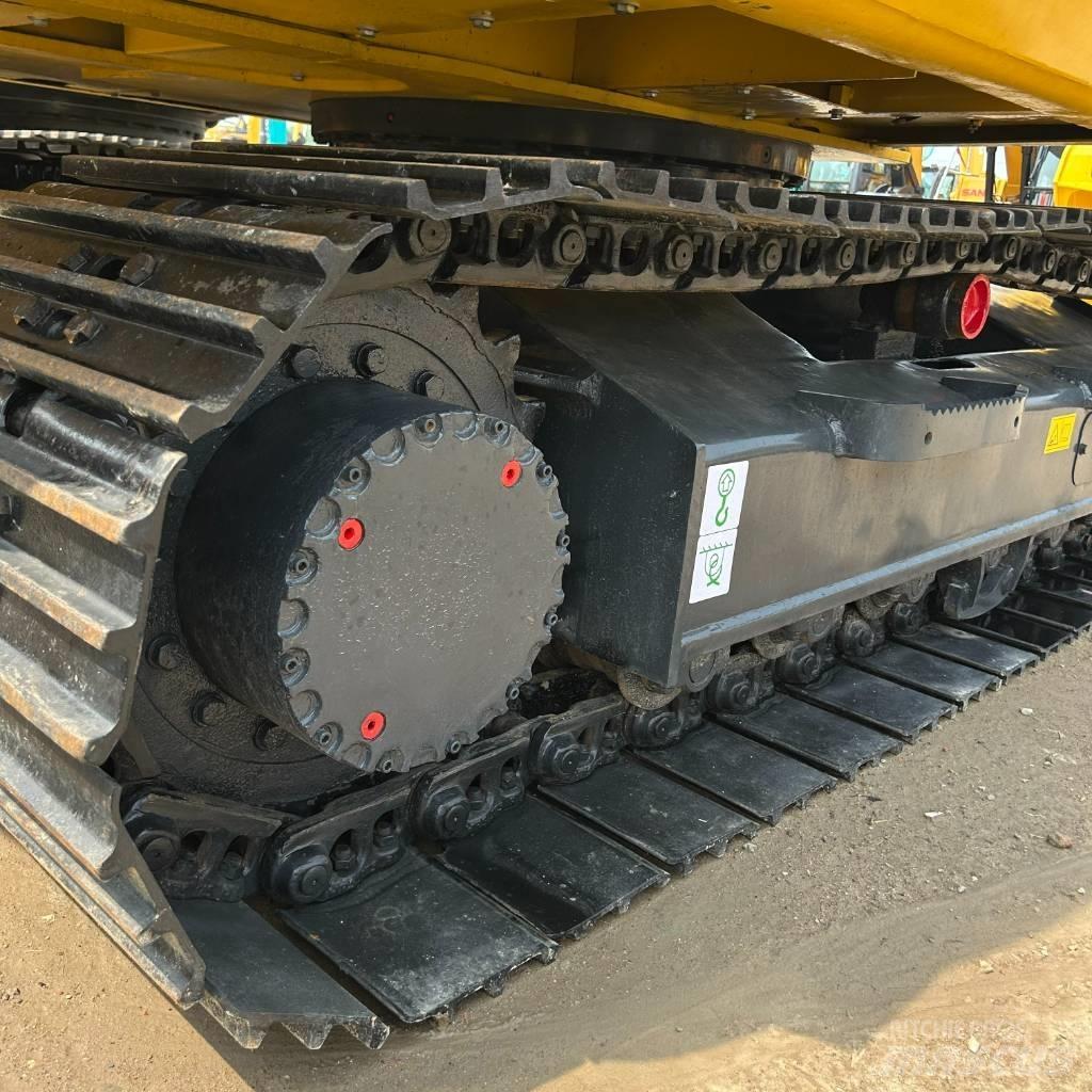 Komatsu 130 Escavadoras de rastos