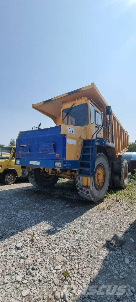 Belaz 75473 Camiőes dumper basculantes rígidos