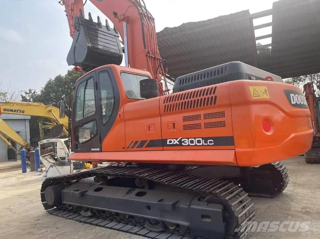 Doosan DX300LC Escavadoras de rastos