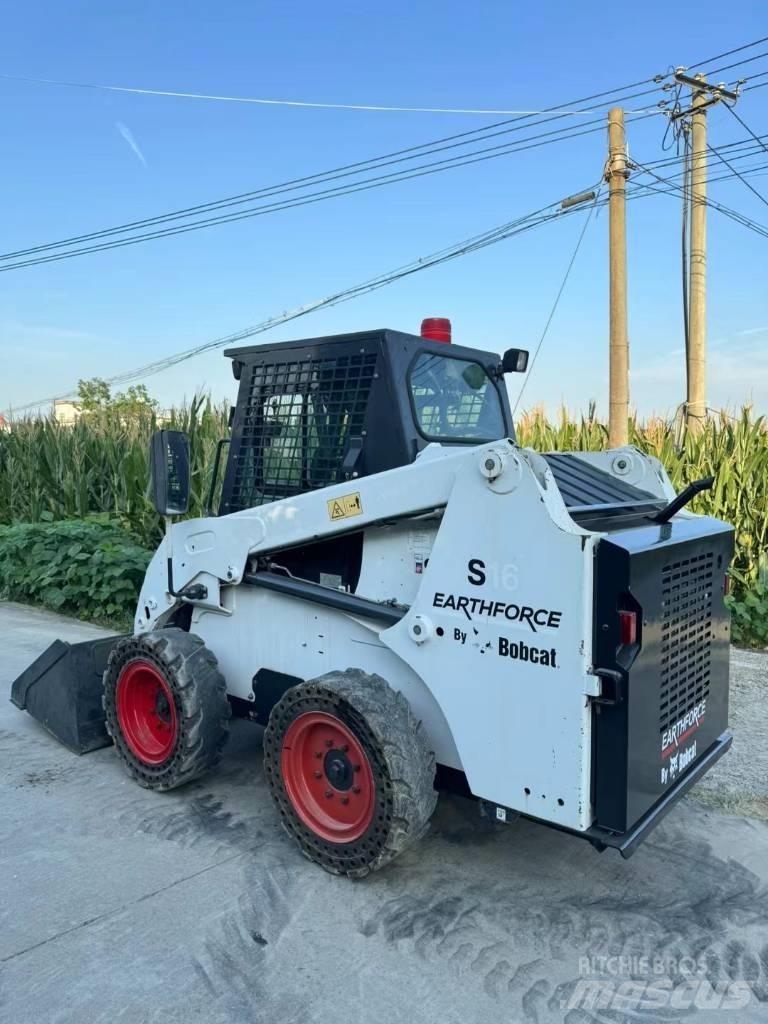 Bobcat S16 Carregadoras de direcção deslizante
