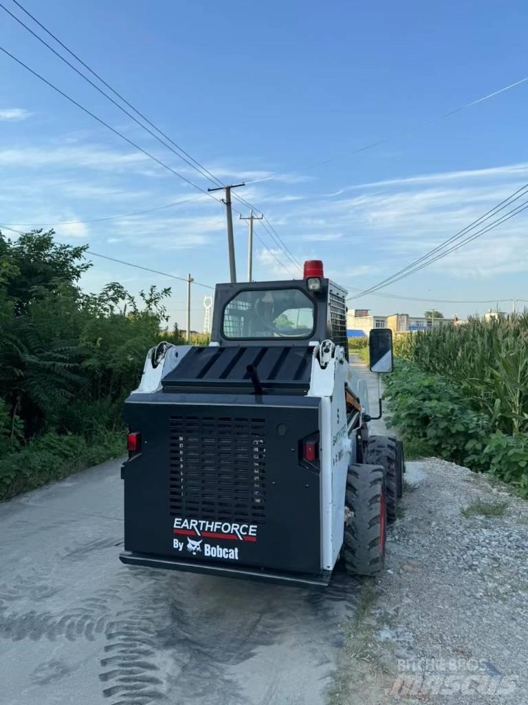 Bobcat S16 Carregadoras de direcção deslizante