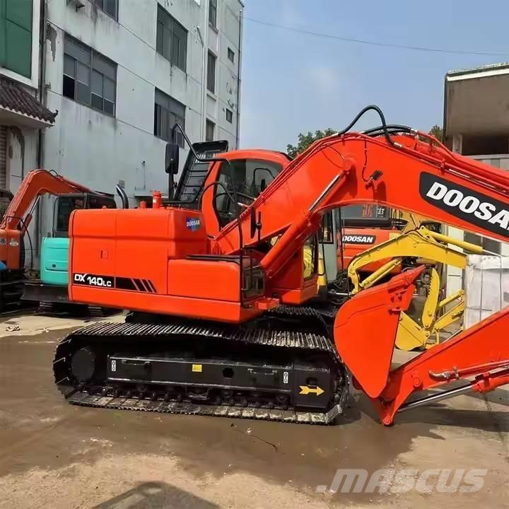 Doosan DX150 Escavadoras de rastos