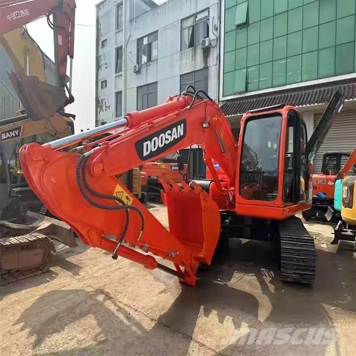 Doosan DX150 Escavadoras de rastos
