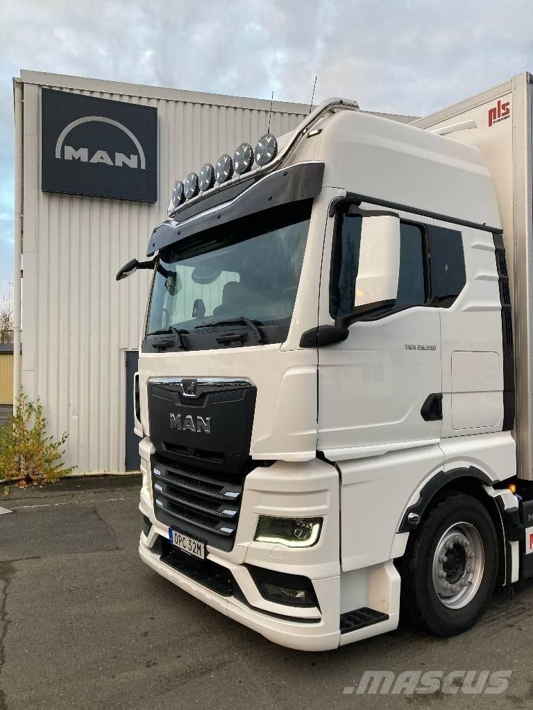 MAN TGX 26.510 Camiões de caixa fechada