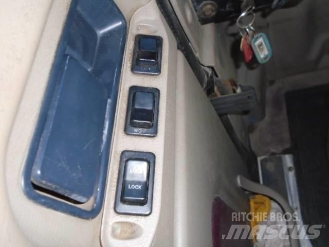 International 9200 i Camiões basculantes