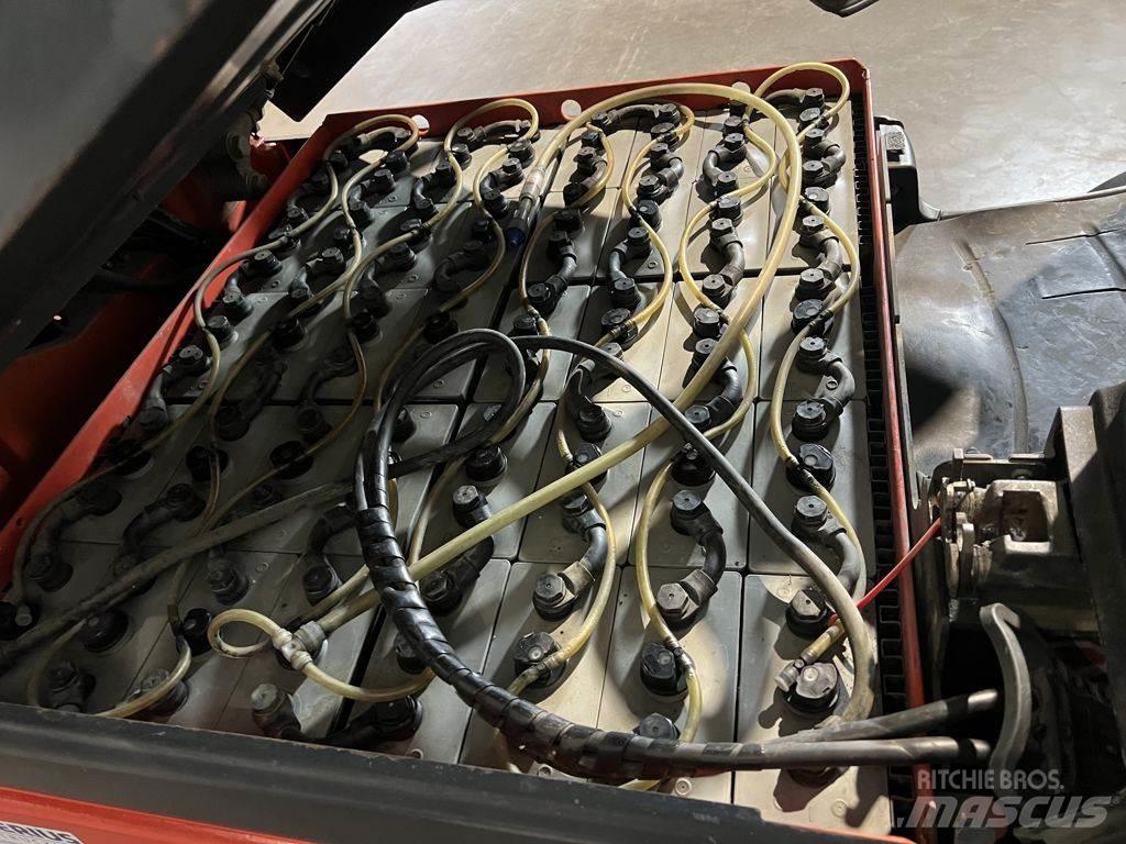 Linde E35L-01 Empilhadores eléctricos