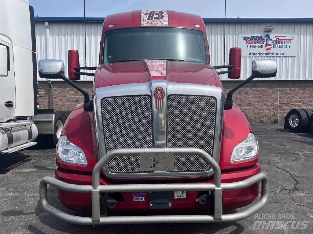 Kenworth T 680 Tractores (camiões)