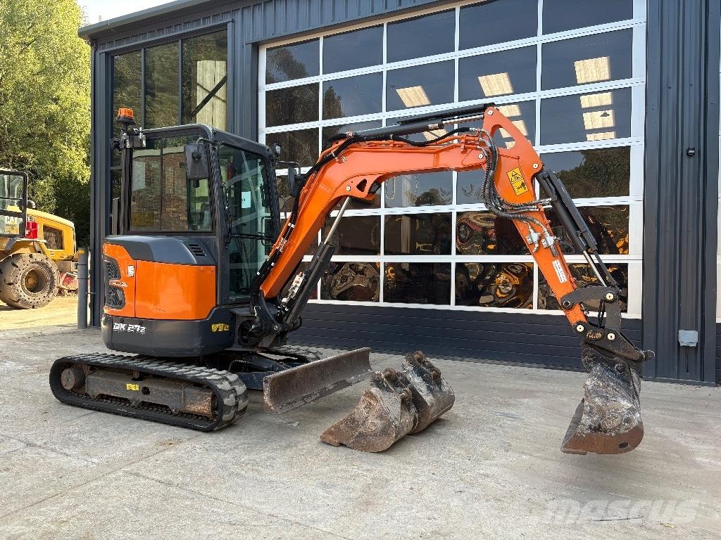 Doosan DX 27 Z Mini Escavadoras <7t