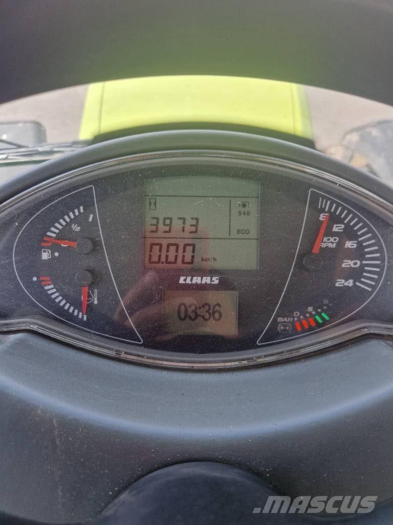 CLAAS Arion 640 CIS Tratores Agrícolas usados
