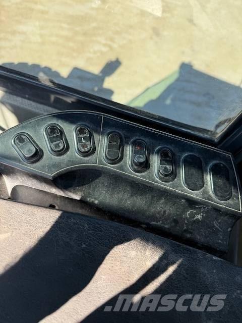 Komatsu WA 470-7 Pás carregadoras de rodas