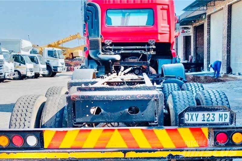 UD CGE 370 8x4 Outros Camiões