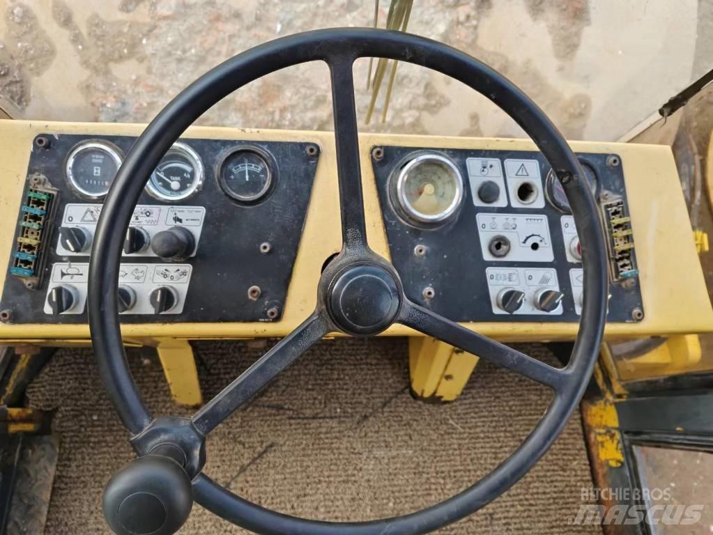 Bomag BW 217 Cilindros Compactadores monocilíndricos