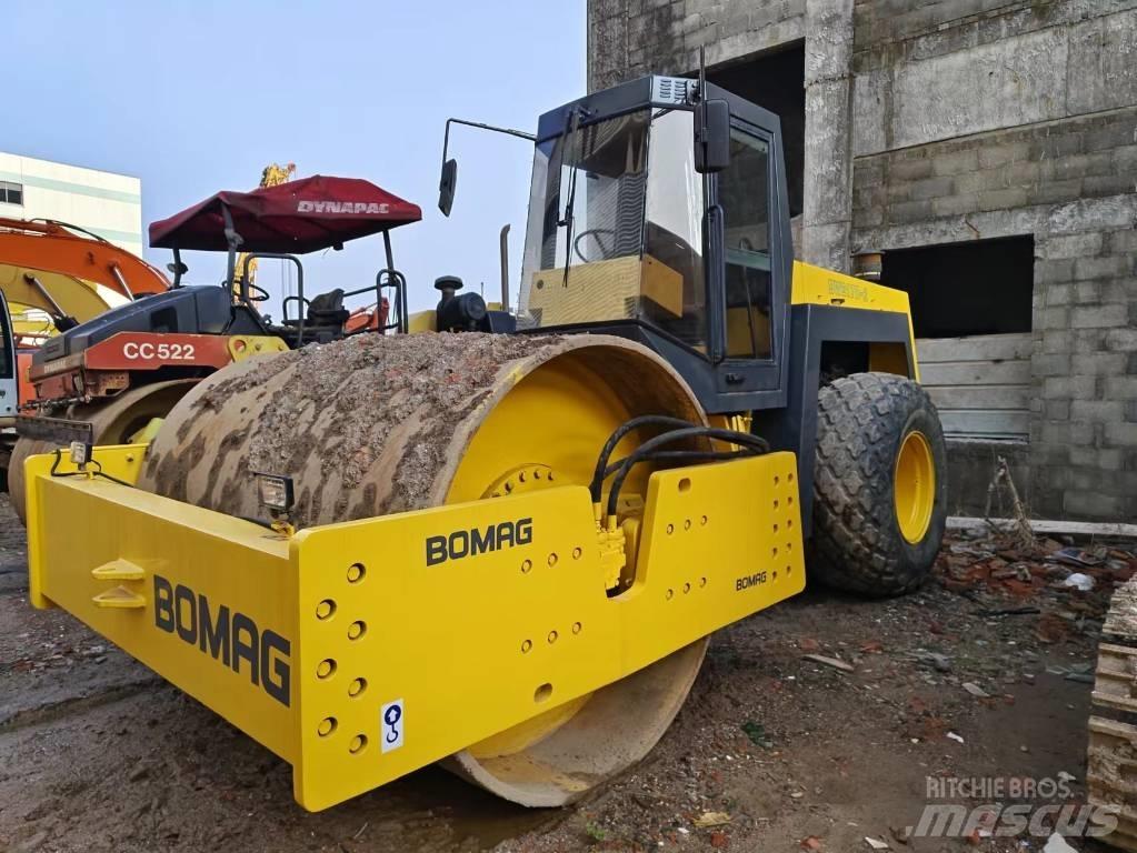 Bomag BW 217 Cilindros Compactadores monocilíndricos