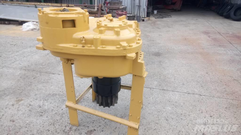 CAT 245 Transmissão