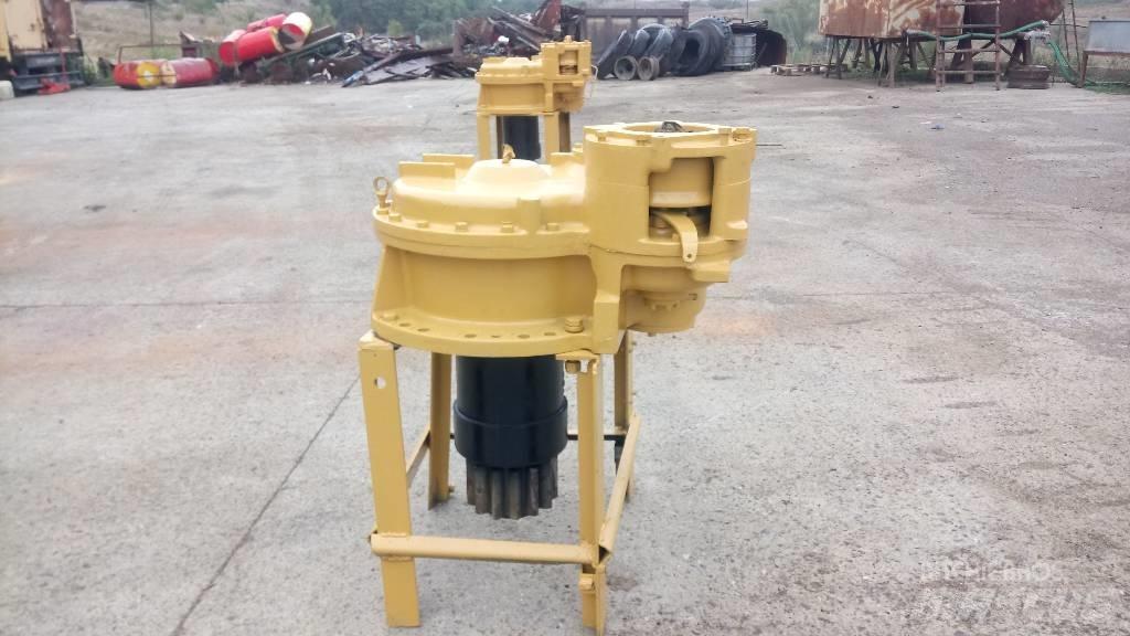 CAT 245 Transmissão