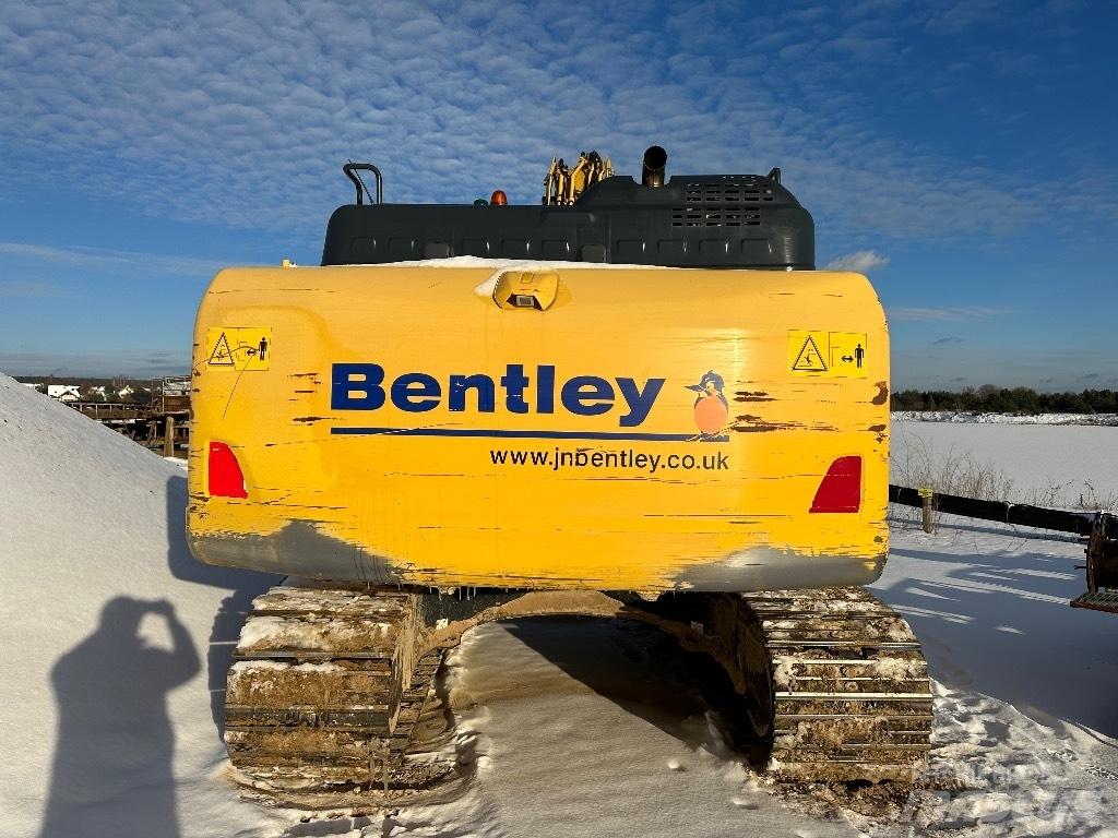Komatsu PC 210 LC-11 Escavadoras de rastos