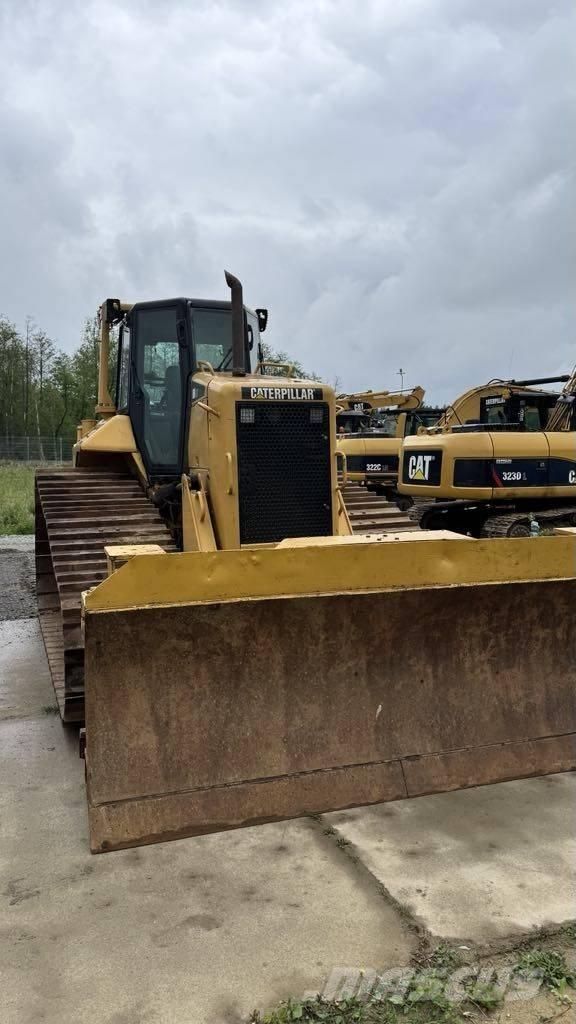 CAT D 6 N LGP Dozers - Tratores rastos