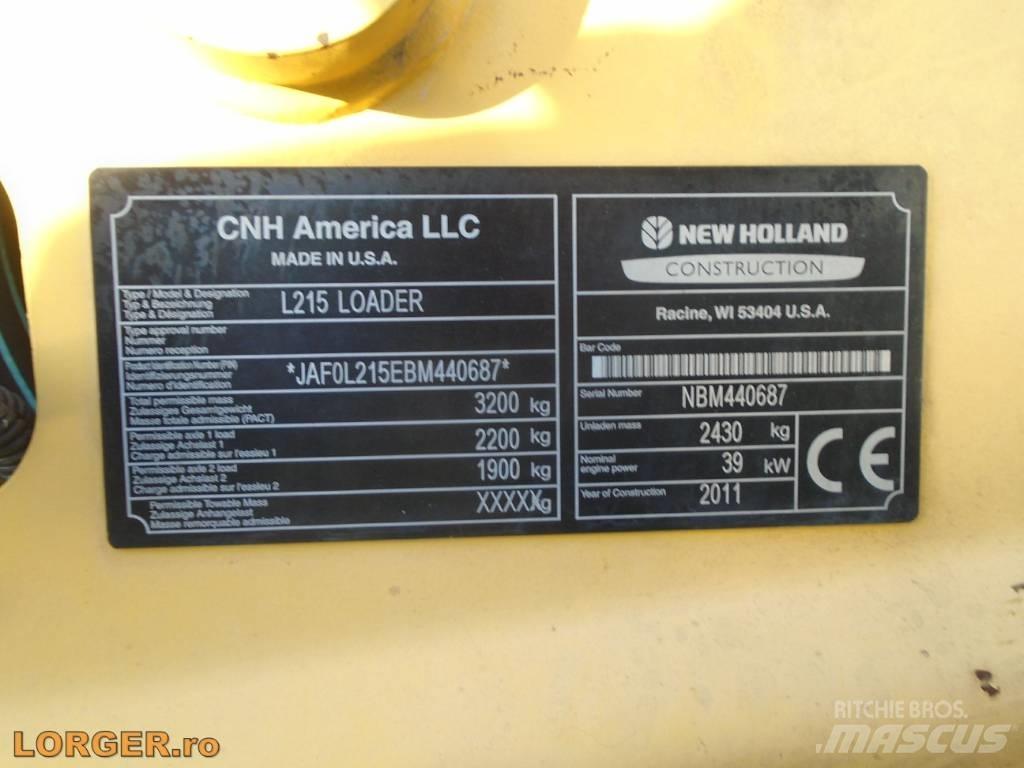 New Holland L 215 Carregadoras de direcção deslizante