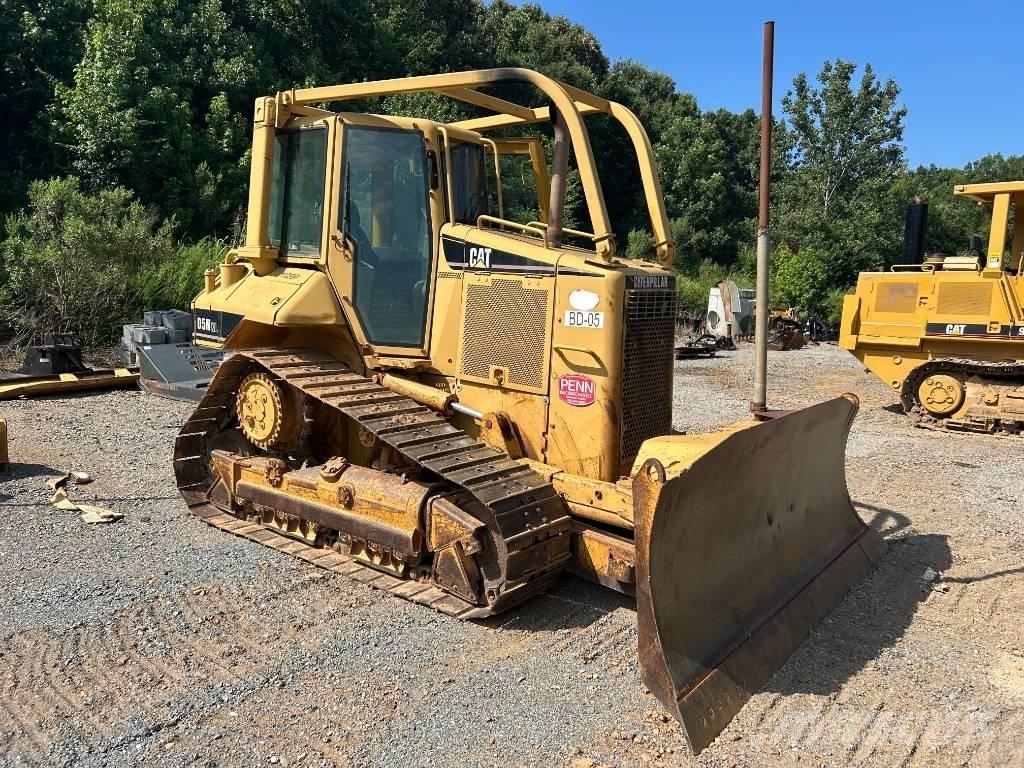 CAT D 5 N XL Dozers - Tratores rastos