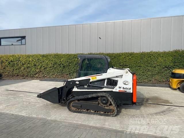 Bobcat T 450 Carregadoras de direcção deslizante