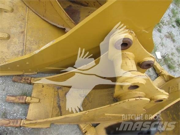 CAT 2395986 Baldes