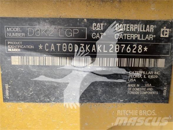 CAT D3K2 LGP Dozers - Tratores rastos