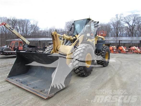 Komatsu WA320 Pás carregadoras de rodas