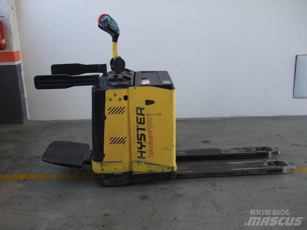 Hyster P2.0S Porta-paletes com plataforma