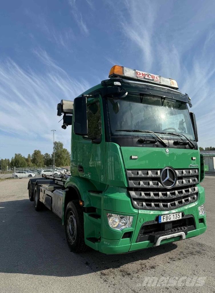 Mercedes-Benz Actros Camiões Ampliroll